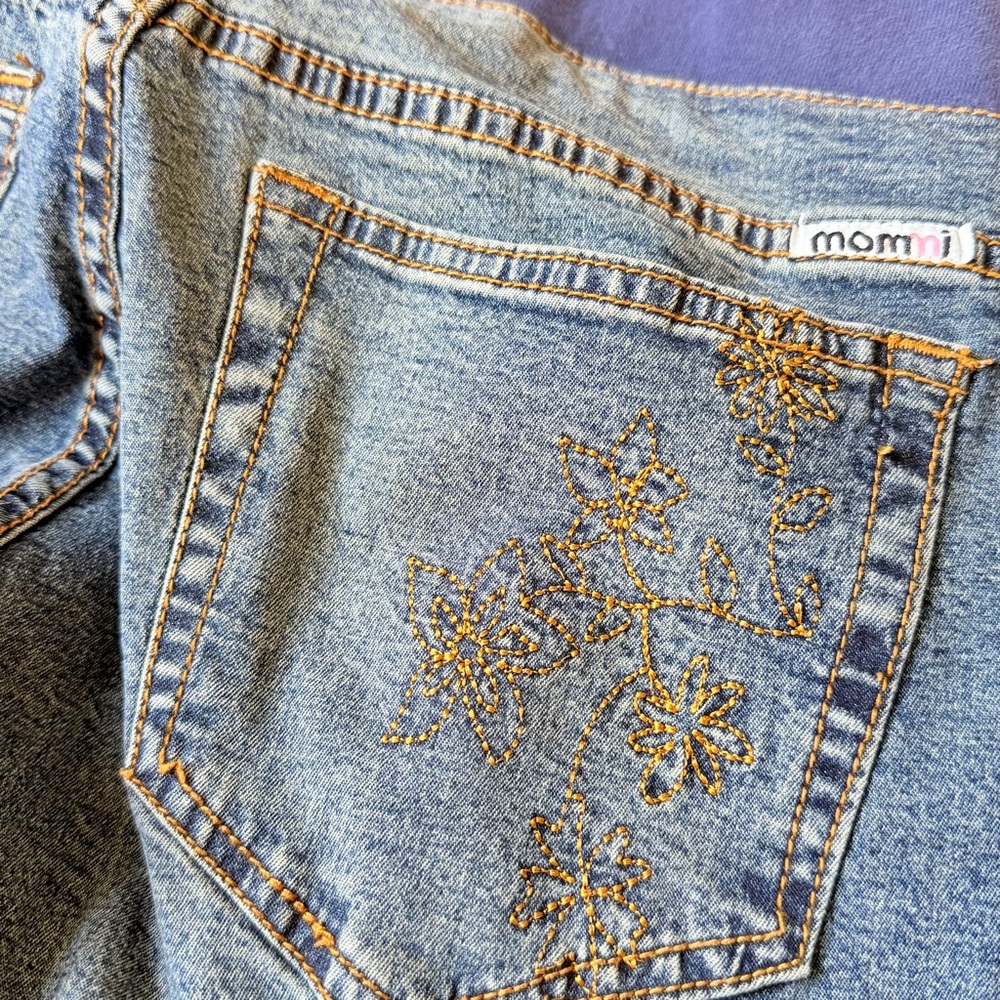 Maternity jeans size 26 flared denim natural fibers cotton denim